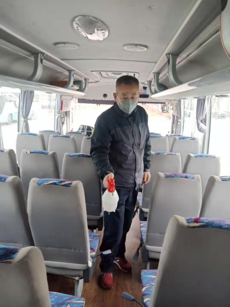 要求班车司机每日对班车消毒至少一次，并做消毒登记.jpg